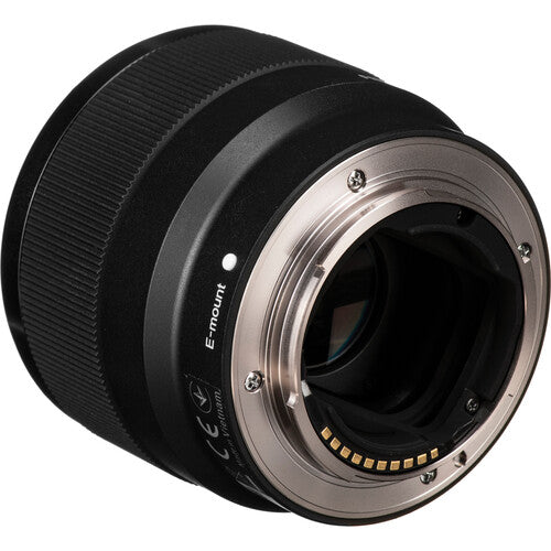 Sony FE 50mm F1.8 lens